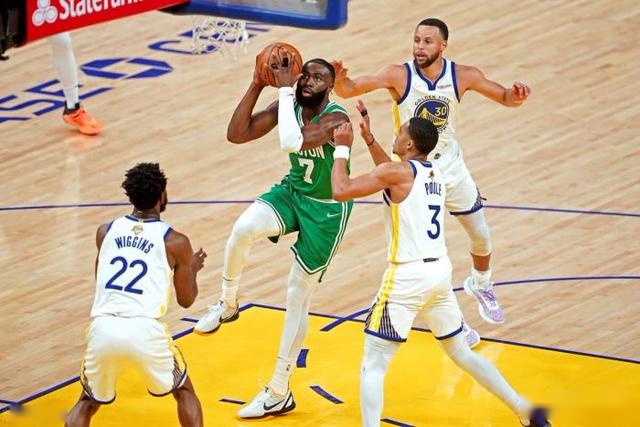 11连胜！广东冲至积分榜第二 三场失利仅输3分